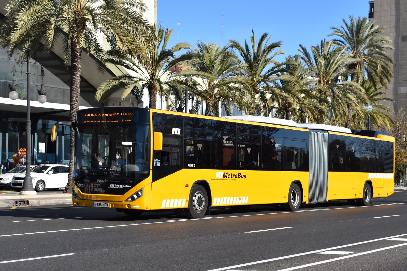 O line nouă Valencia-Port Saplaya și alte linii MetroBus, în funcțiune din 08 februarie 2021